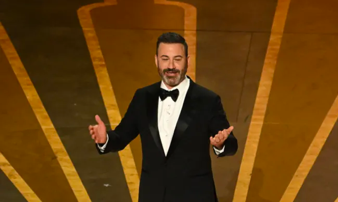 MC Jimmy Kimmel Mocks Will Smith’s Slap at the Oscars